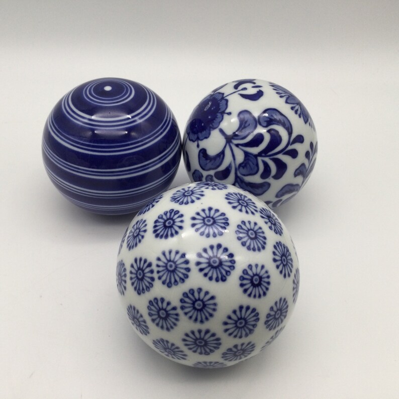 Set of 3 Chinoiserie Decorative Ceramic Balls / Orbs / Carpet Etsy