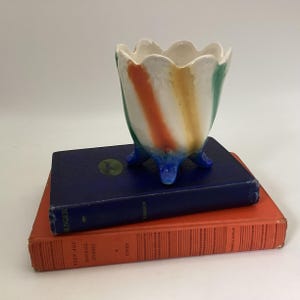 Vintage Art Deco Czechoslovakian Pottery Vase: Hand-Painted Floral Design