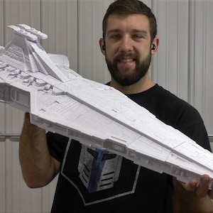 Venator Star Destroyer Ship - DIY