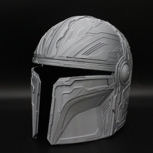 Cyberpunk Techno Mando Helmet - DIY