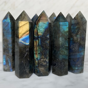 Choose your Labradorite * 7 - 8 CM * 40 - 70 GRAM . Rock . positive energy. Crystal Tower. Labradorite Tower point. ecolovestores
