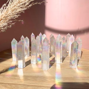Kies jouw Aura Heldere Kwarts. * 7 - 8 CM * 36 - 53 GRAM – Regenboog Manifestatie Kristal – Energieversterker – Spiritueel Woondecoratie Cadeau