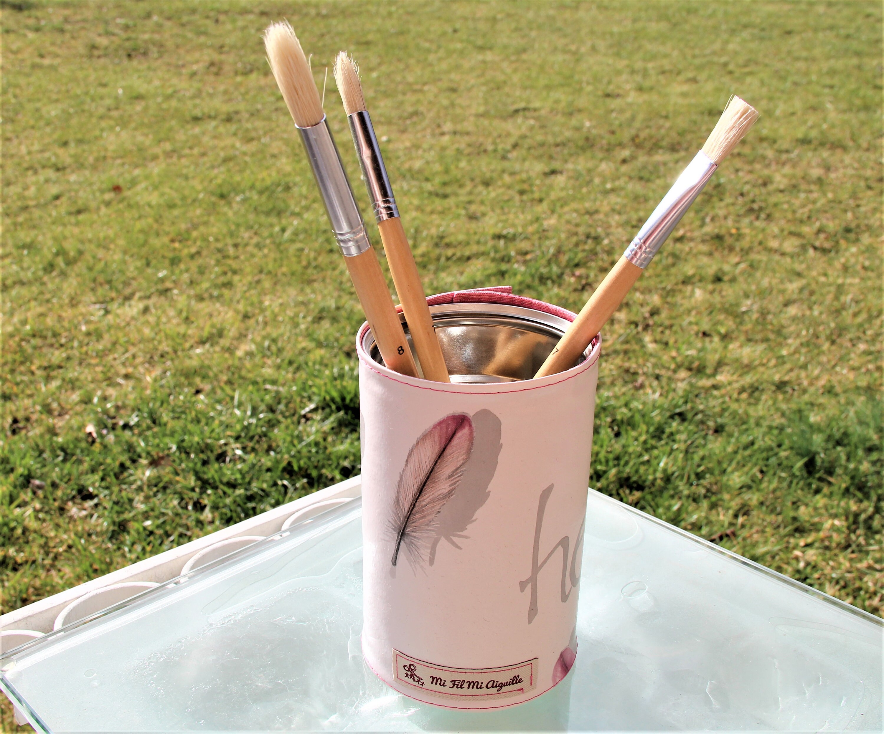 Pot à Crayon en Toile Cirée Motif Plumes» - Création Artisanale