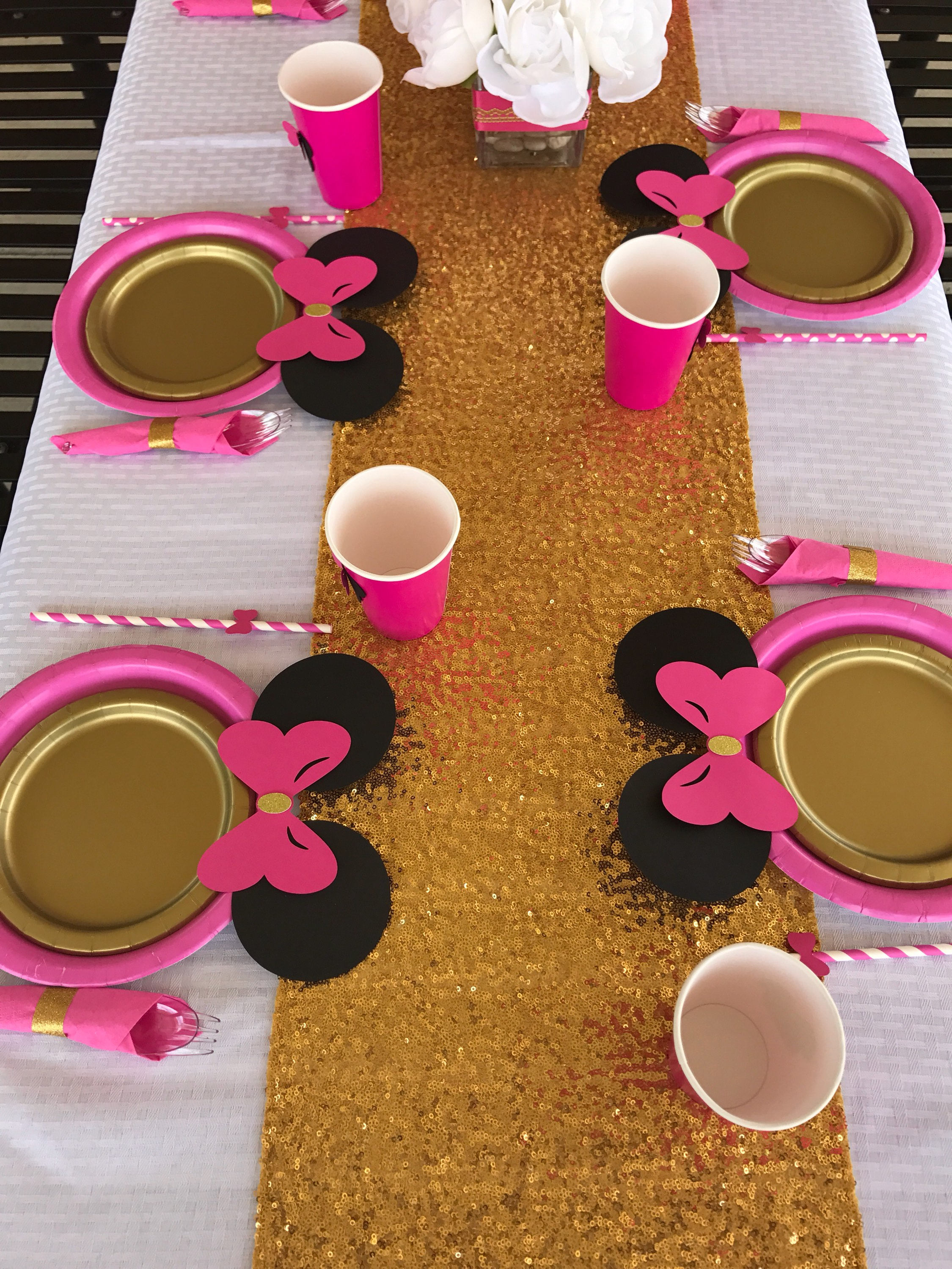 Hot Pink Minnie Mouse Birthday Decor Table set plates straws cups birthday decoration utensils gold glitter fuschia