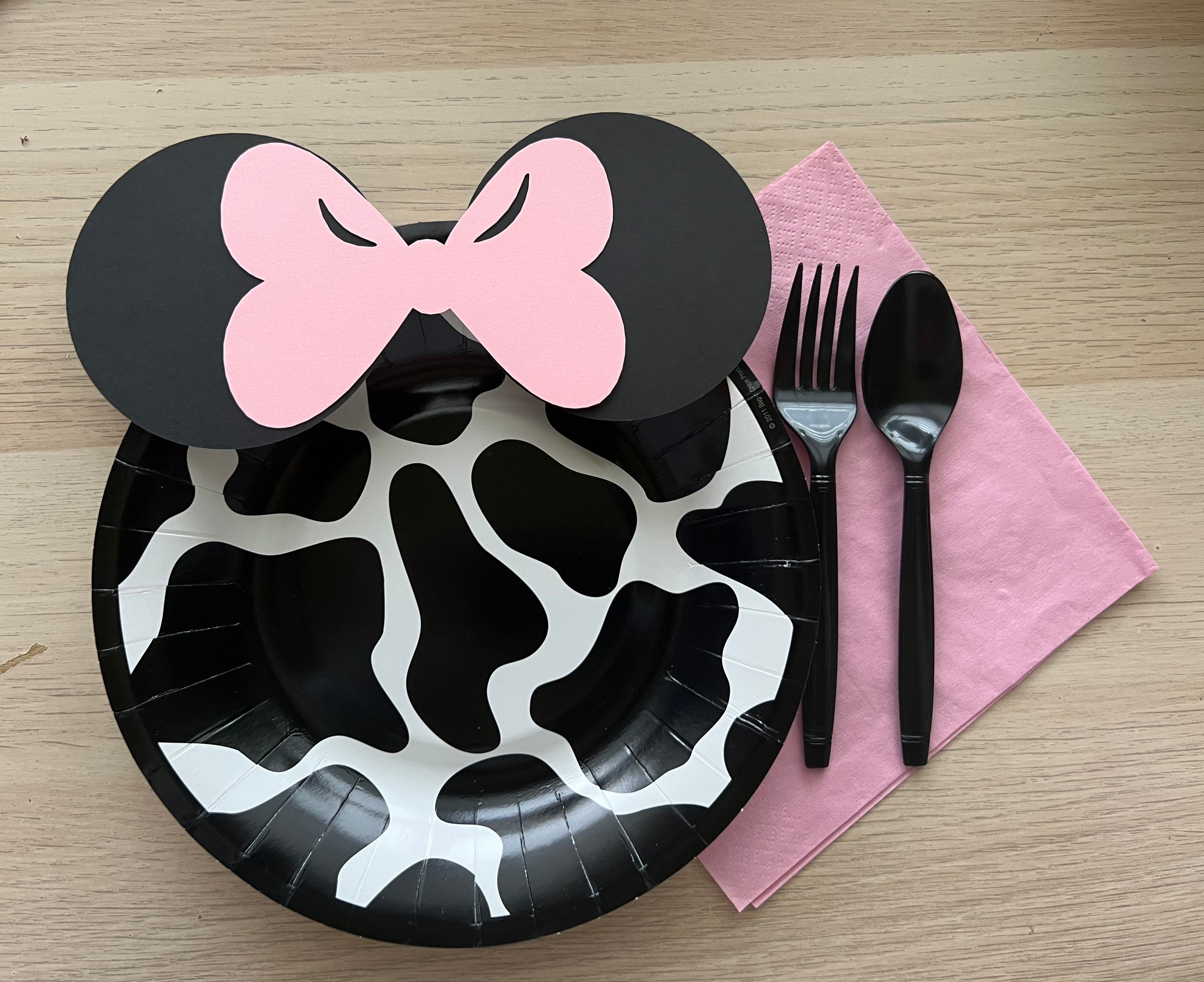 Farm Minnie Mouse cow print Birthday decoration pink and gold glitter Table plates straws cups baby shower animal farm