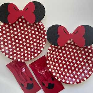 Polka Dot Minnie Party Plates & Utensils: Glitter Birthday Decoration