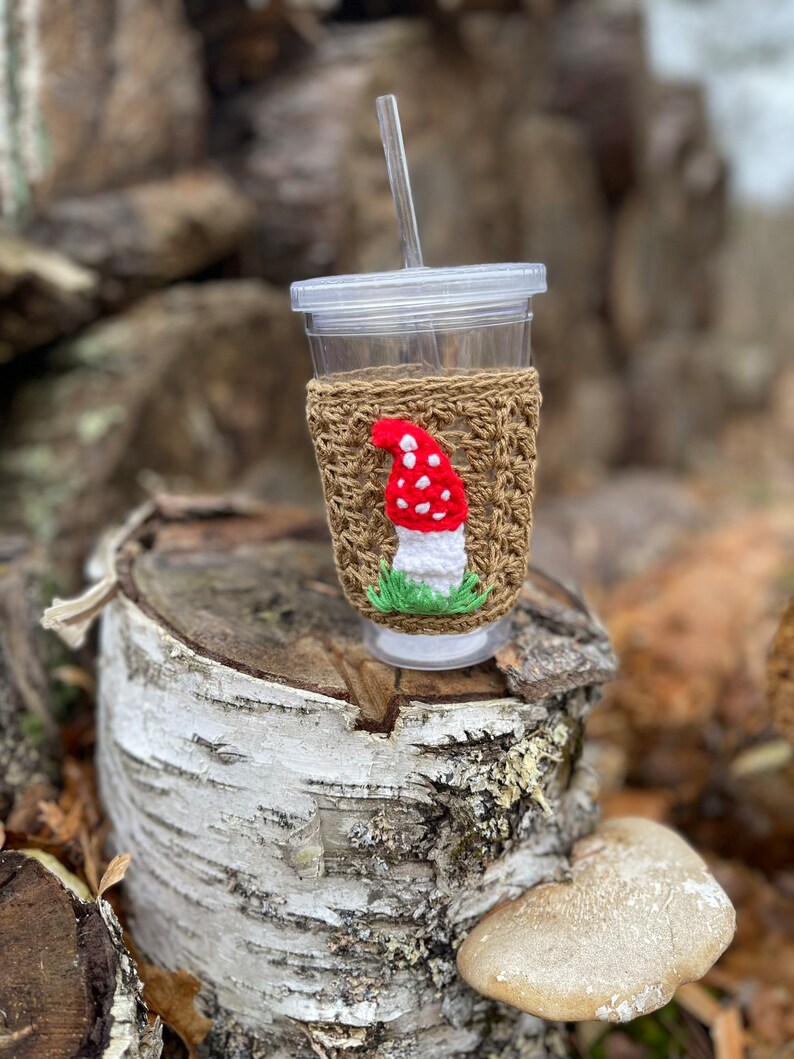 Cosy gehaakte paddenstoelenbeker: 24 oz Iced Coffee Cosy afbeelding 8