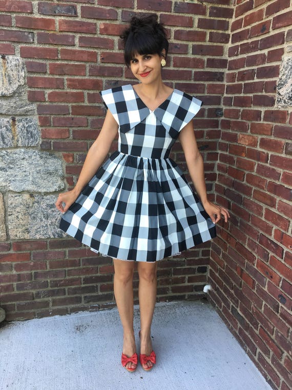 1950s black and white gingham tafetta fit and flar