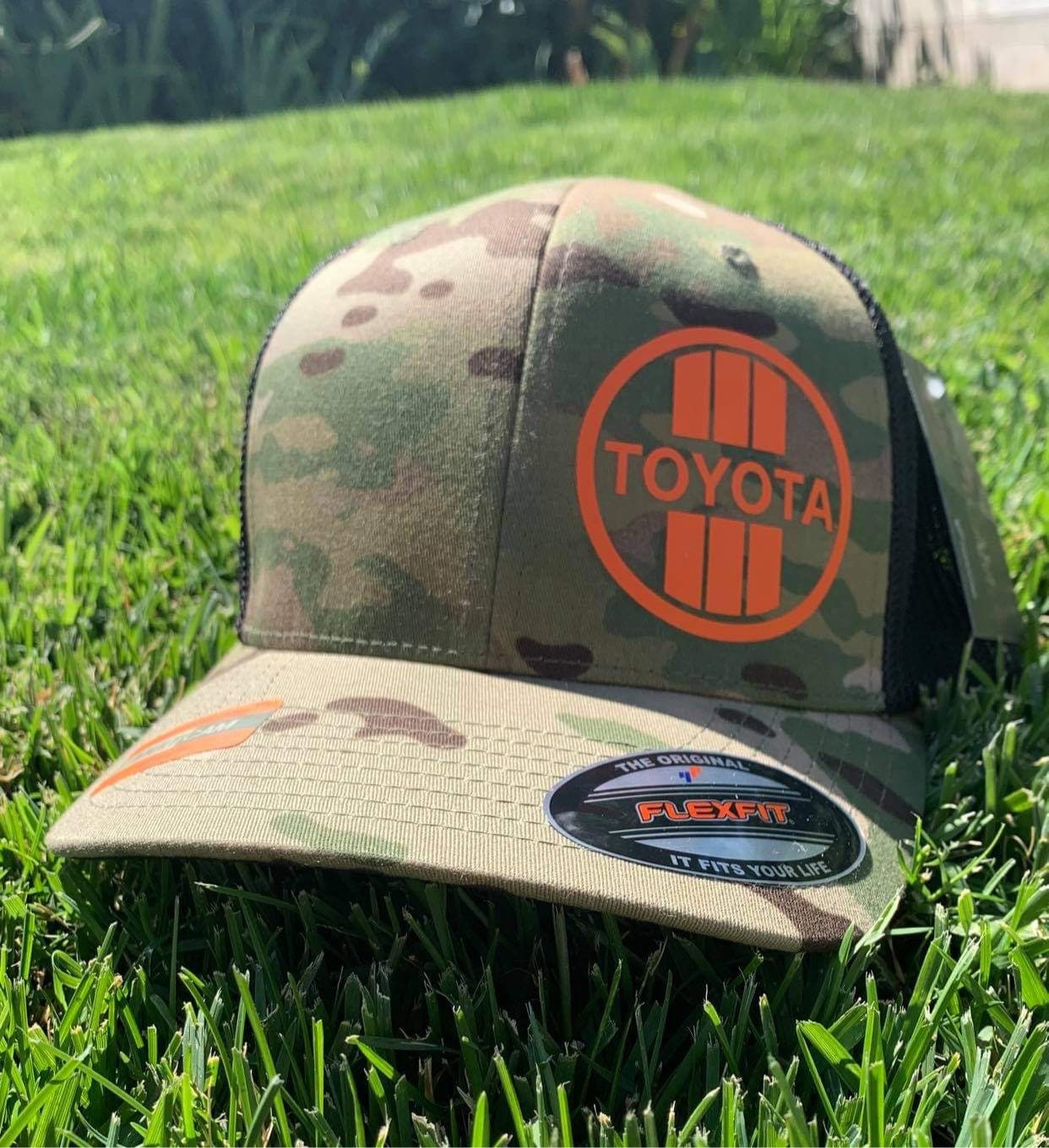 Green Multicam Vintage Toyota Trucker 
