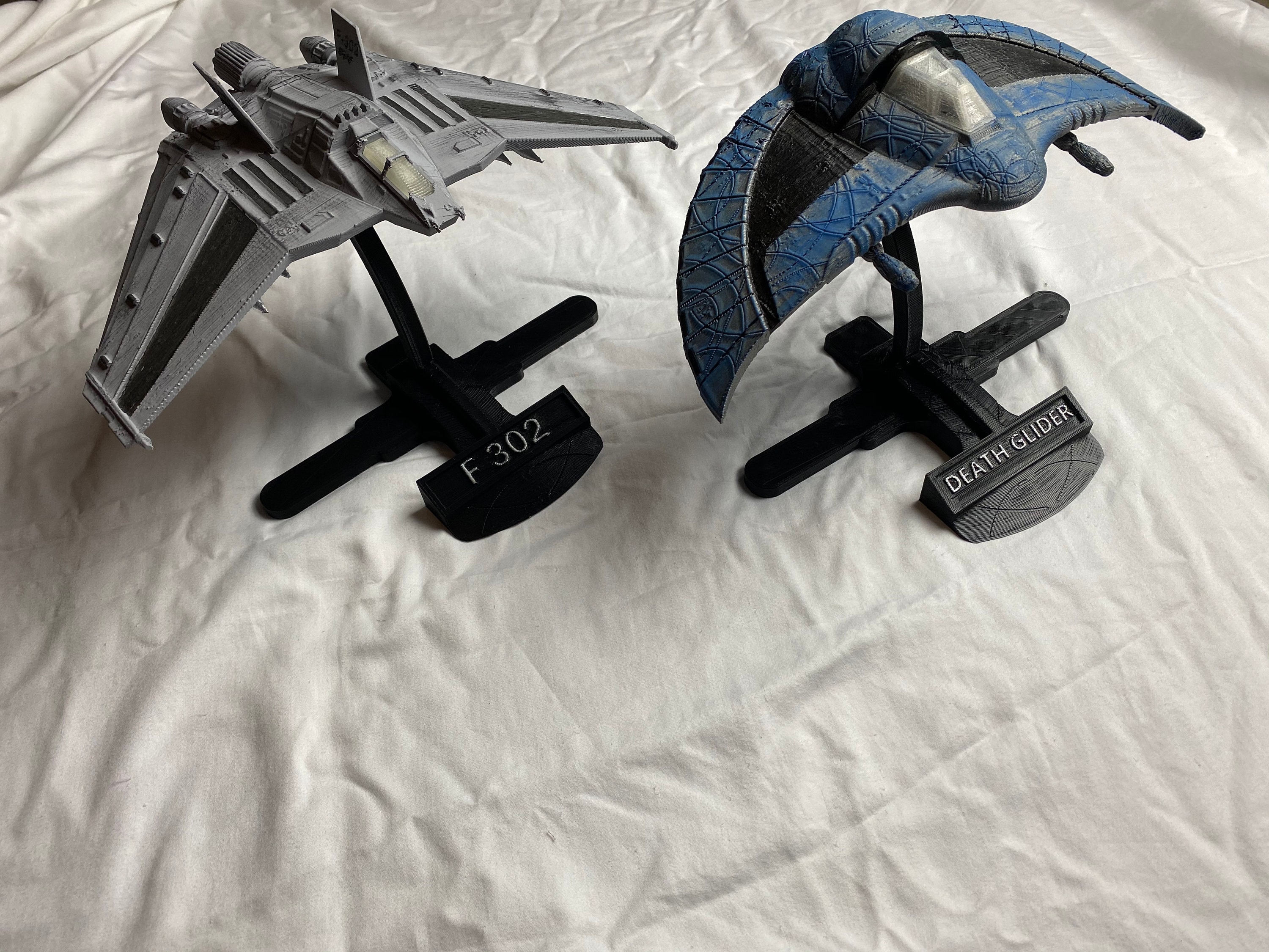 Stargate Sg 1 Death Glider And F 302 With Stand Etsy Stargate Sg 1 Death Glider And F 302 With Stand Etsy