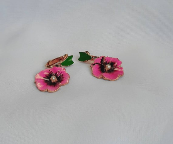 Pink and Black Enamel Pansy Flower Clip Earrings … - image 3