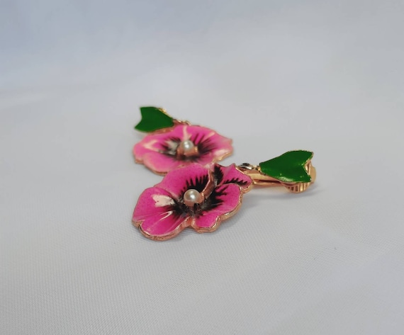 Pink and Black Enamel Pansy Flower Clip Earrings … - image 1