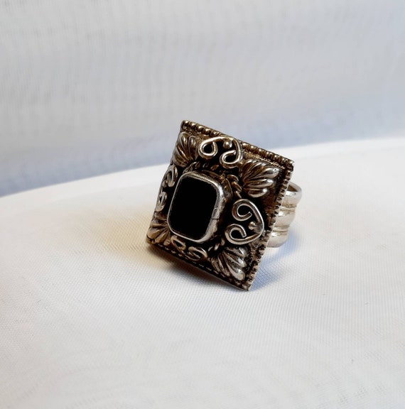 Sterling Silver and Onyx Statement Ring - image 4