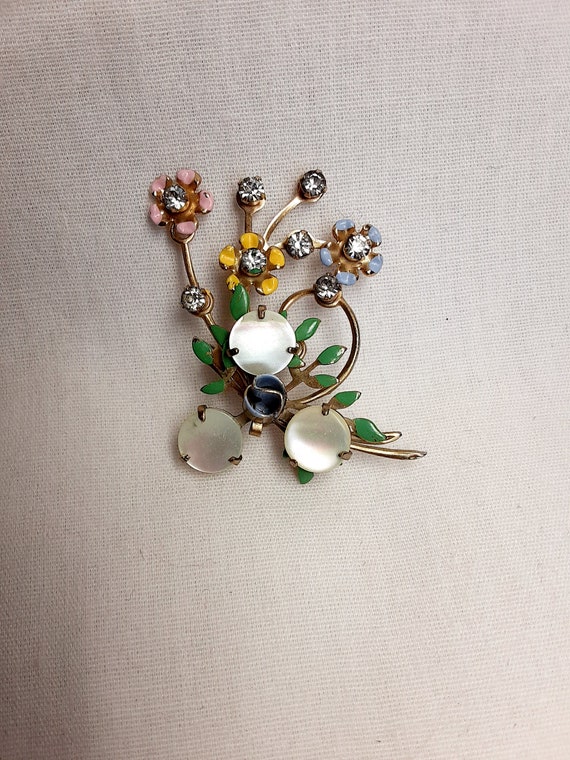 Spring Has Sprung Floral Pin