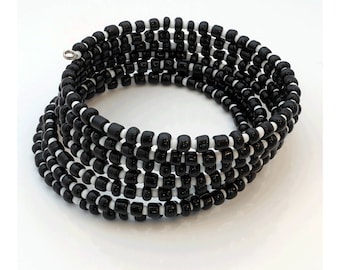 Multi-row graphik bracelet - CINETAL CITY - black and white and black rockery beads