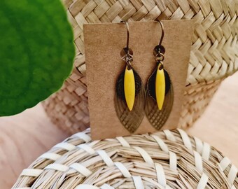 Klila - Co Long Leaf Earrings