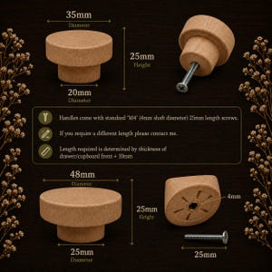 Pode incluir: Dois puxadores redondos de madeira para arm&aacute;rios com dimens&otilde;es vis&iacute;veis. O puxador superior tem 35mm de di&acirc;metro, 25mm de altura, com base de 20mm. O inferior tem 48mm de di&acirc;metro, 25mm de altura, com base de 25mm. Inclui parafusos M4.