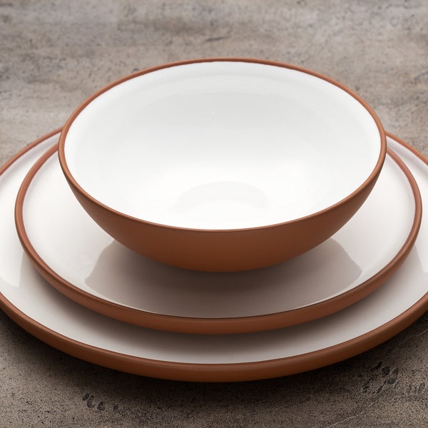 3-delige Terracotta Serviesset - Diner- en Saladebord, 16,5 cm Soepkom | Handgemaakt kleiaardewerk | collectie AARDE