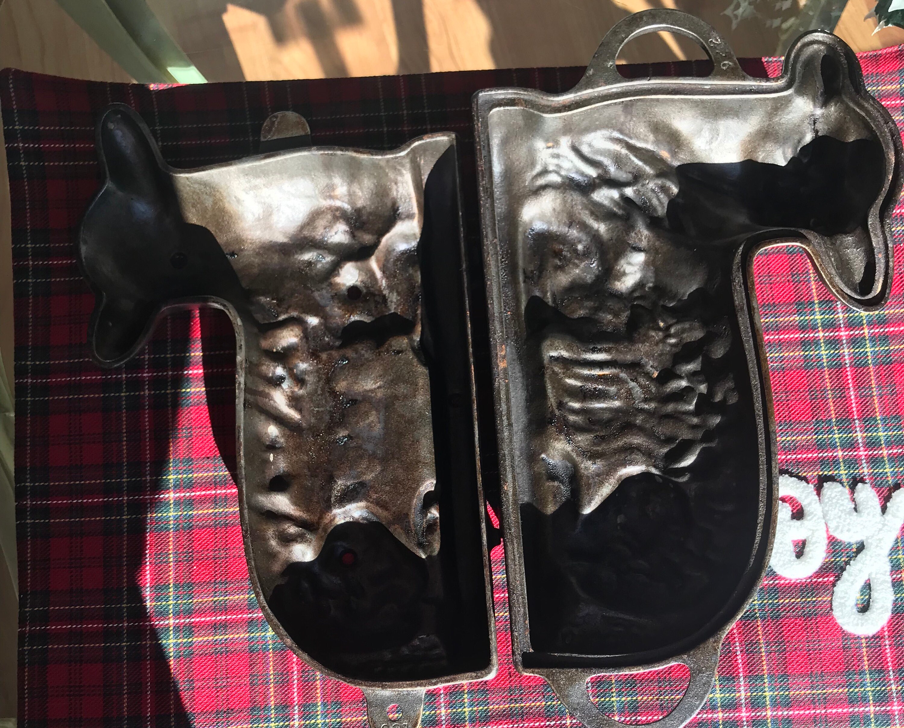 Antique Griswold Lamb Cast Iron Cake Mold Baking Scone Pan Chef