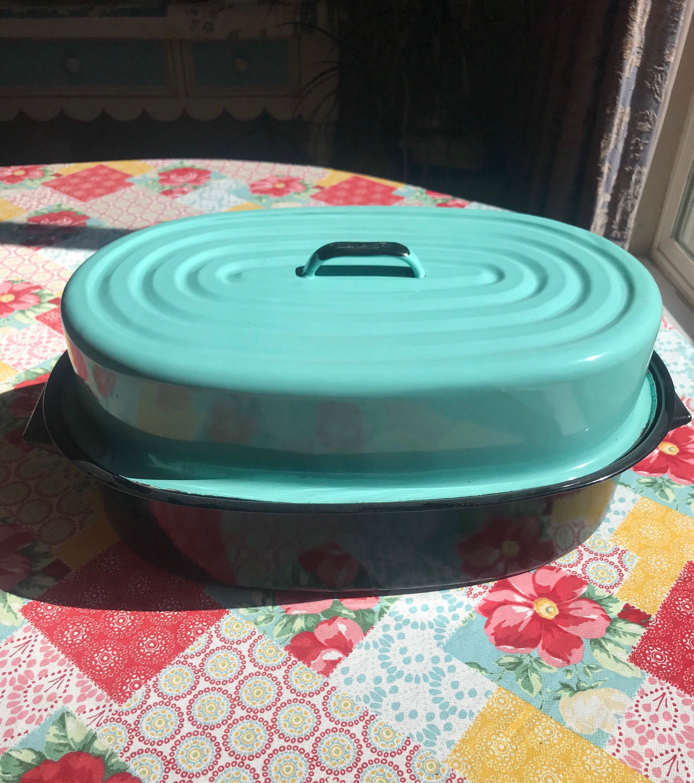 enamel-oval-roasting-pan-with-lid – A G Hendy & Co Homestore