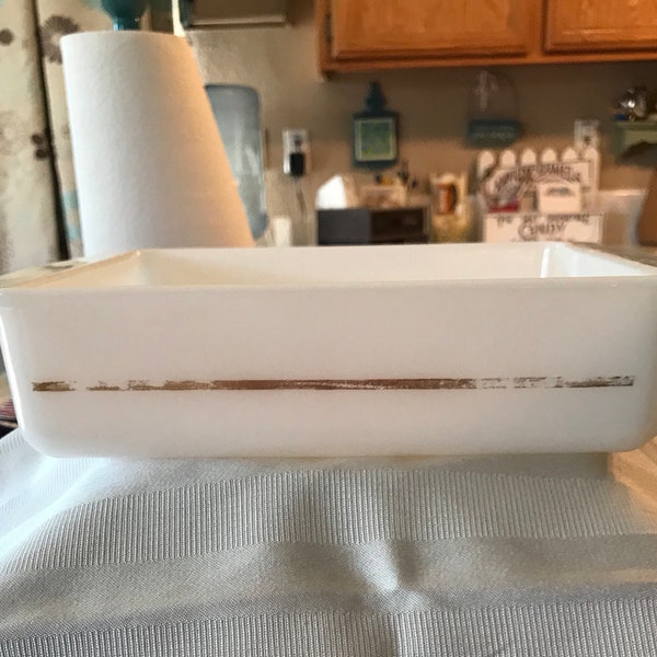 50s Pyrex Milk Glass with Gold Band, 8" square baking dish Promotional pattern #222. Brownies baking dish square. Retro Kitchen Pyrex Love