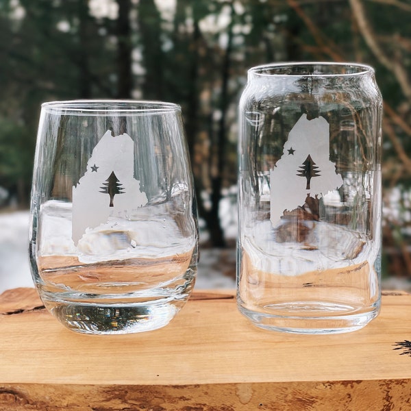 Maine Flag Wine or Beer Glass | Maine Gifts | Etched Glasses | Maine Pine and Star | Made in Maine