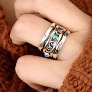 Türkis Spinner Ring, Sterling Silber Ring für Frauen, Meditation Fidget Ring, Breitband zwei Ton Ring, Blauer Stein, Sorgen gehämmert Ring