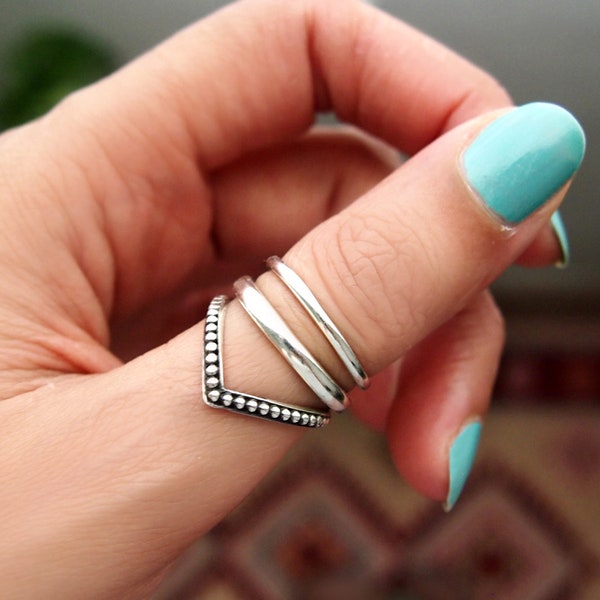 thumbnail image 2 of Fantasy Forge Jewelry Women's Boho Feather Thumb Ring – Stainless Steel (Sizes 8-13) 2 of 4
