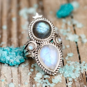 Moonstone and Labradorite Ring, Stars and Moon Ring, Chunky Boho Sterling Silver Ring for Women, Celestial Jewelry, Statement Stone Gemstone