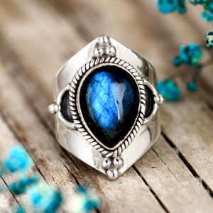 Labradorite Ring for Women, Sterling Silver Ring, Boho Ring, Natural Large Big Blue Stone Ring, Statement Ring