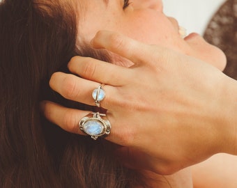 Moonstone Saturn Ring, Sterling Silver Rings for Women, Stone Ring, Gemstone Ring, Boho Ring, Celestial Jewelry