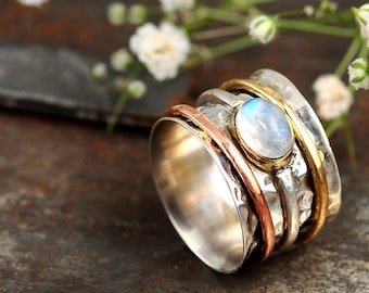 Moonstone Spinner Ring, 925 Sterling Silver Ring for Women, Meditation Fidget Ring, Wide Band Two Tone Ring, Stone Ring, Hammered Ring