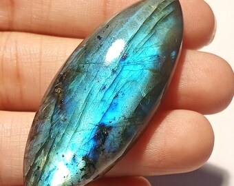 Ruvishing-Hemimorphite cabochon loose gemstone Hemimorphite Oval shape top quality handmade 44 cts size 48x20x3 # 1874