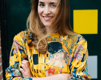 Gustav Klimt The Kiss Sweatshirt: Vibrant Art Nouveau Design