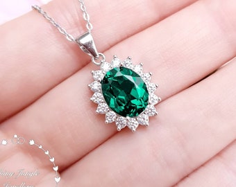 Royal Halo Oval Emerald Necklace, 3 Carats 8*10mm Oval cut Muzo Green Halo Emerald Solitaire Pendant with Chain, May Birthstone Gift
