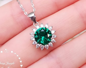 Flower Halo Emerald Pendant, 2 Carats 8 mm Muzo Green Round Emerald Solitaire Necklace, Round Emerald Pendant, May Birthstone Gift For Her
