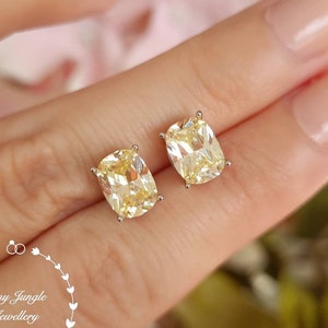 Pendientes de diamantes amarillos de fantasía con corte cojín de 6 x 8 mm, imitación de diamante amarillo pastel con corte cojín, pendientes de novia minimalistas.