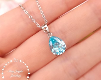 Teardrop Swiss Blue Topaz Necklace, 2 carats 7×9mm Pear Cut Sky Blue Topaz Pendant with Chain, Topaz Solitaire, December Birthstone Gift