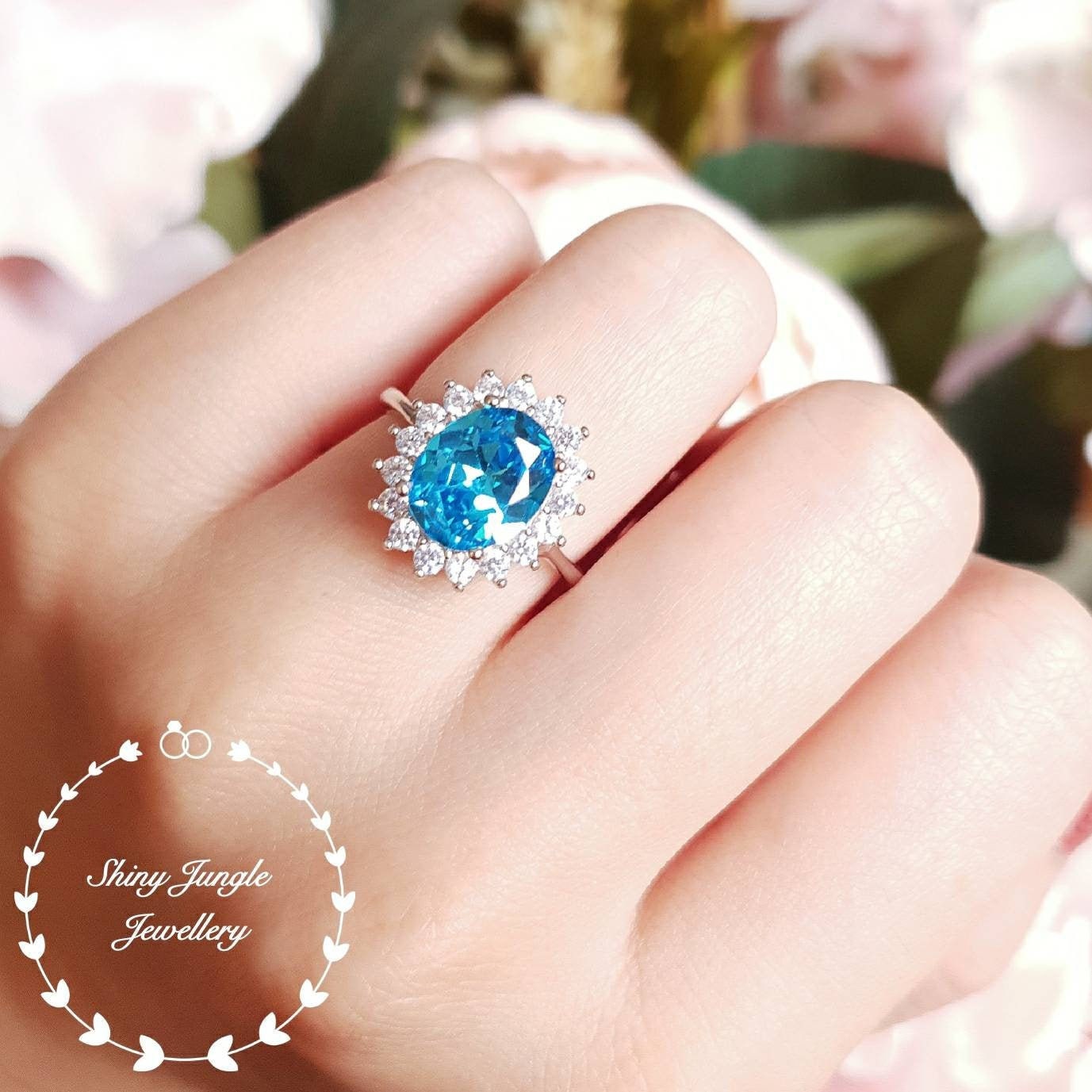 Blue Topaz Roses Solitaire Gold Ring – Kim Styles Jewellery