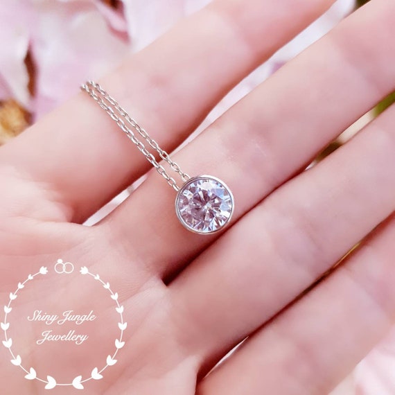 Simple solitaire deals diamond necklace