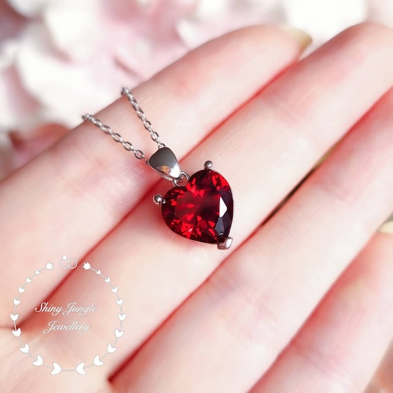 Memories Of My Life Heart Shaped Red Garnet Silver Pendants with 18