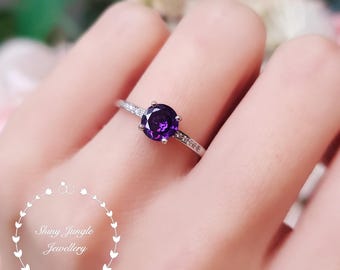 Delicate Amethyst Engagement Ring, 1 carat 6 mm Amethyst Solitaire Ring with Pavé Band, February Birthstone Promise Ring, Purple Quartz Ring
