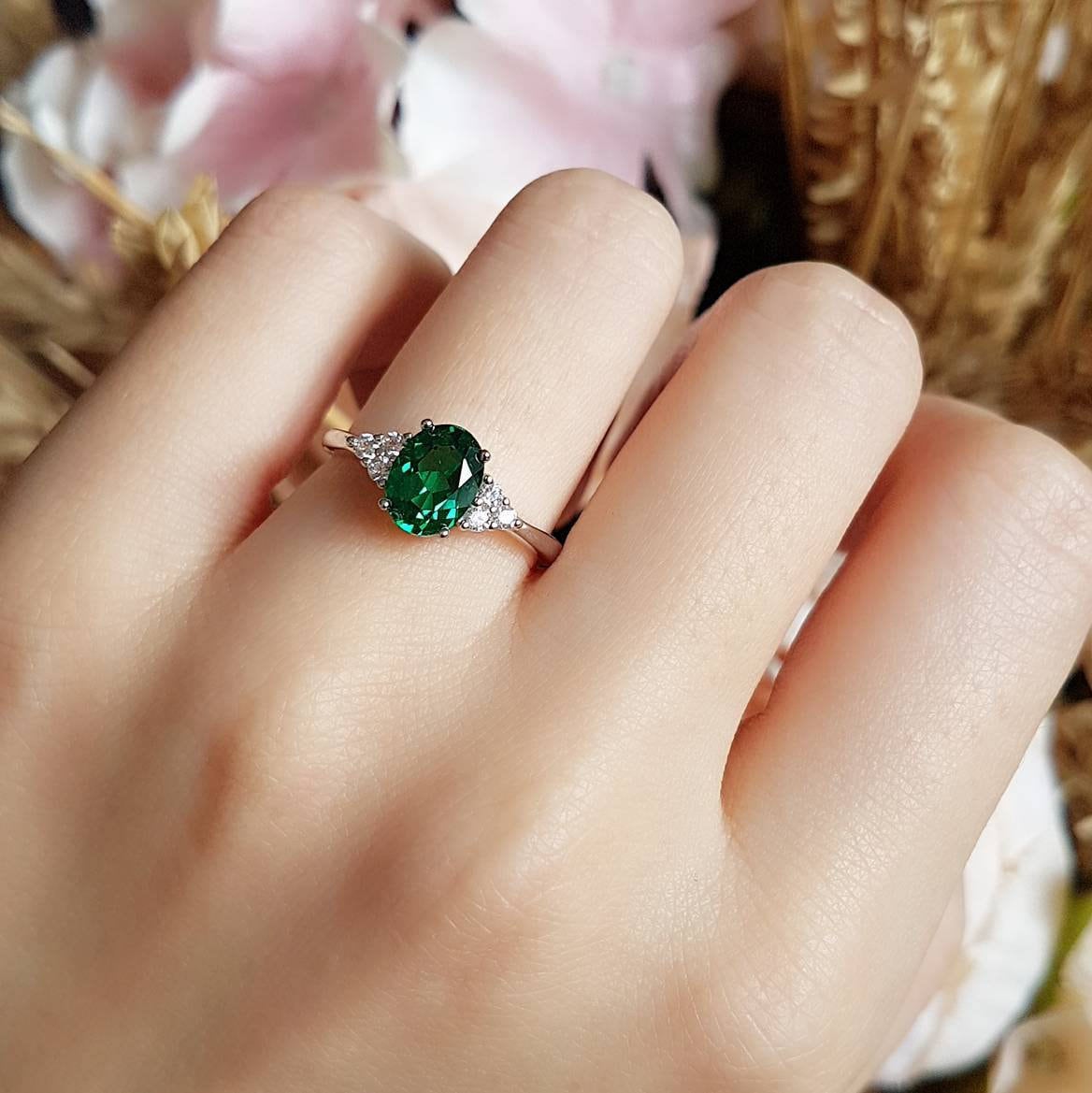 Oval emerald ring 2 Carats 68 mm Oval Cut Three Stone Style - Etsy