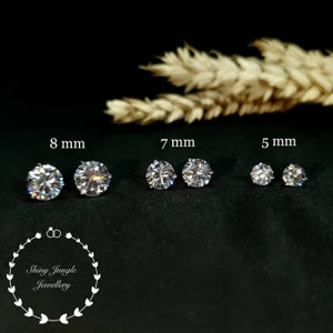 Aretes de diamantes, aretes simulados de diamantes hechos por el hombre de 0,5, 1 y 2 quilates, juego de 3 puntas de plata chapada en oro blanco de 14 k, regalo para madres con caja Full set 5, 7 & 8 mm