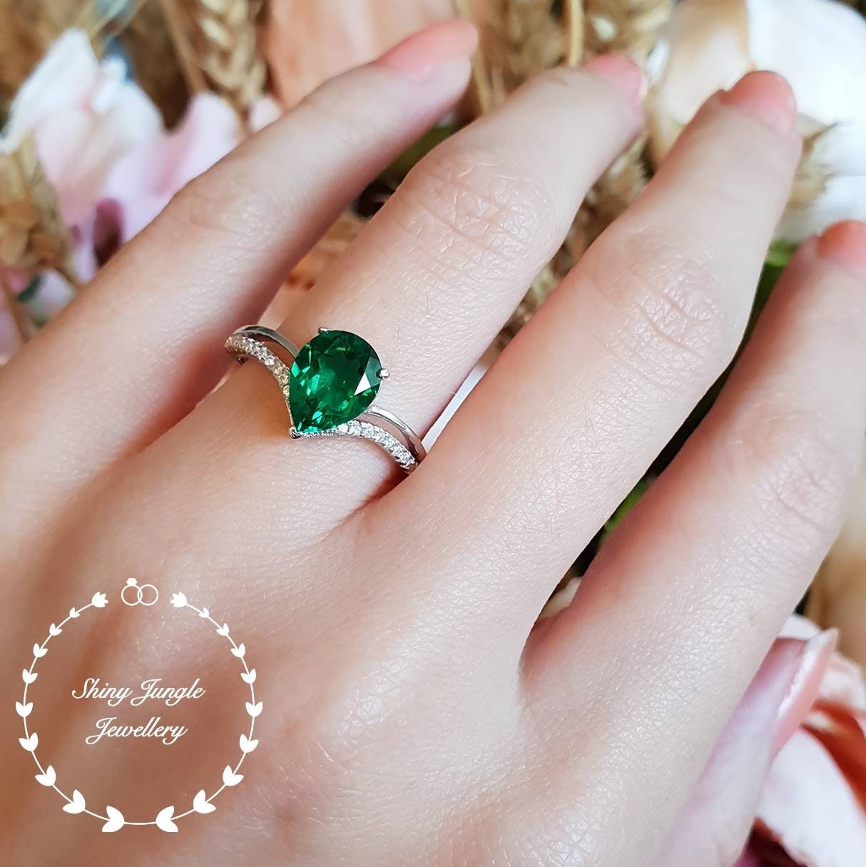 Teardrop emerald shop ring