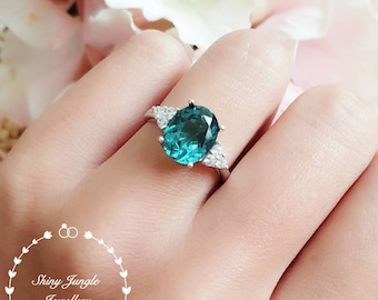 3 Carats Oval Indicolite Tourmaline Engagement Ring, Three Stone Teal Green Tourmaline Promise Ring, Peacock Gemstone Ring, October Birthday