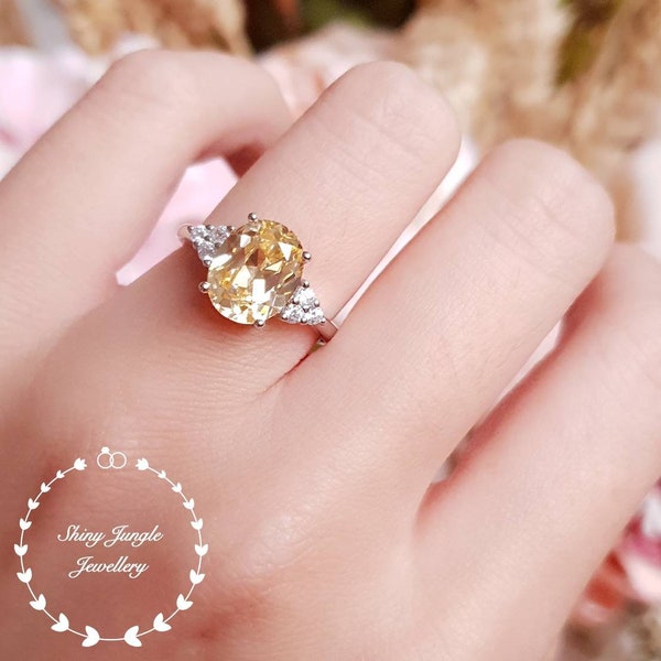 Oval Yellow diamond ring, engagement ring, 3 carats oval cut fancy yellow diamond ring, pastel yellow ring, yellow diamond promise ring