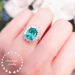 Halo Paraiba Turmalin Ring, 3 Karat 8 * 10 mm türkis grüner Turmalin Ring, bläulich grüner Edelstein Ring im Ovalschliff, Oktober Geburtsstein Ring