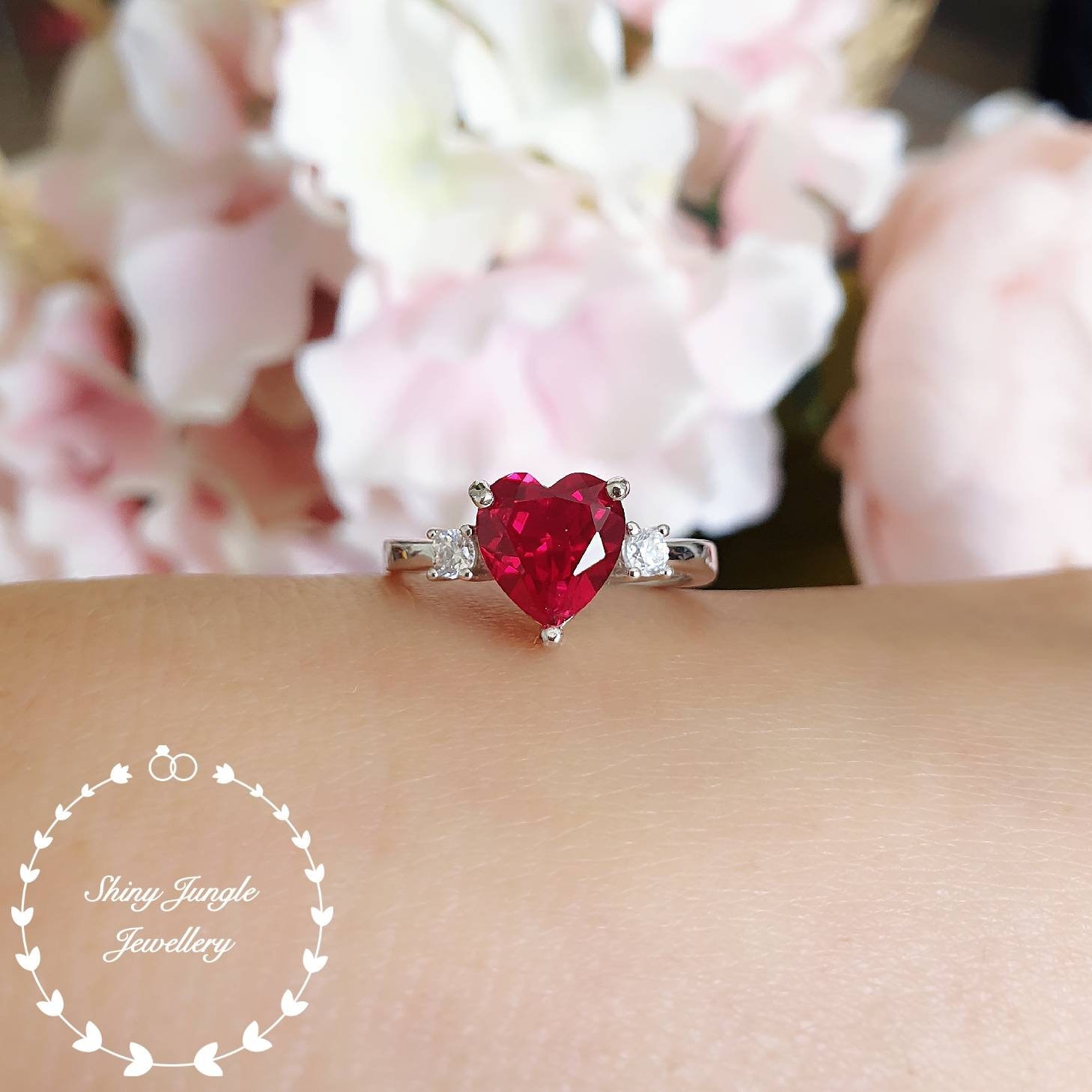 Heart shaped gemstone rings discount