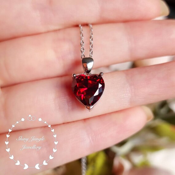 Buy S' Shape Silver Garnet Pendants and Silver Chain for Girls online |  Surat Diamond